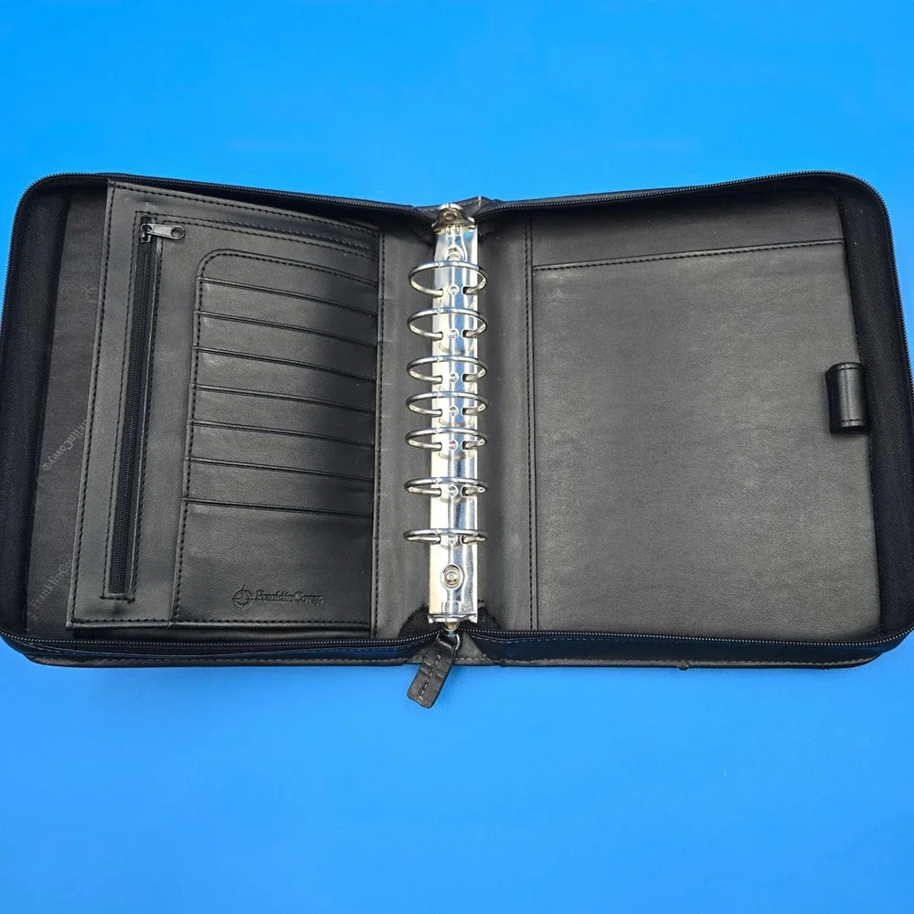 FranklinCovey Black Faux Leather‎ 7 Ring Binder Planner Zip Portfolio Handle